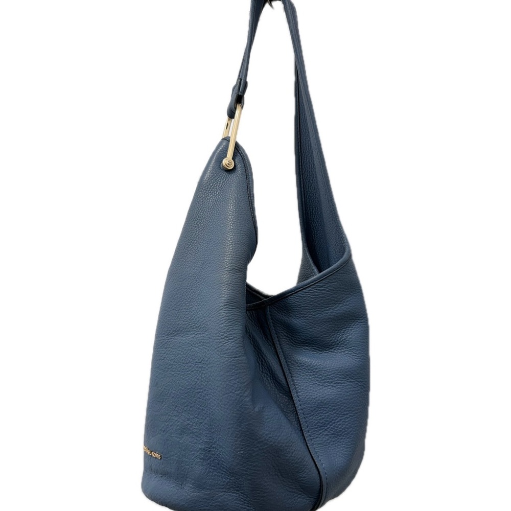 Michael Kors
Sonny Medium Hobo Shoulder